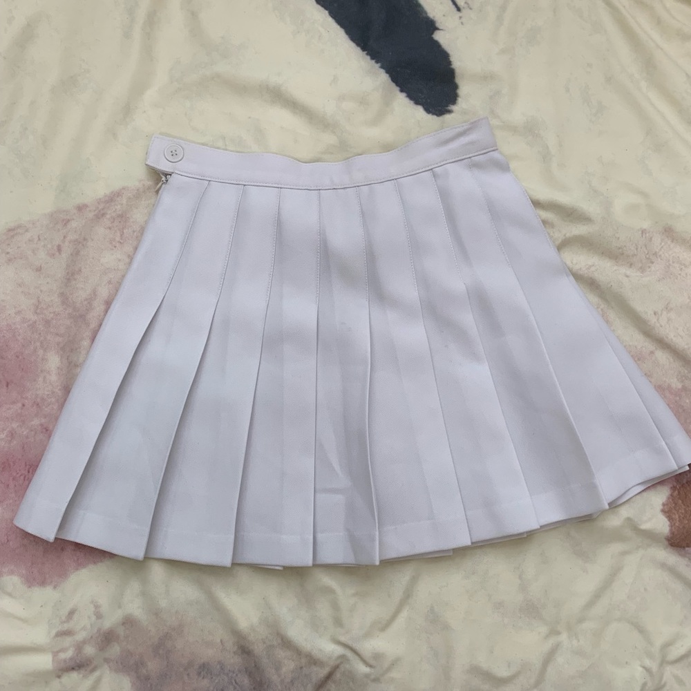 American Apparel pleated skirt